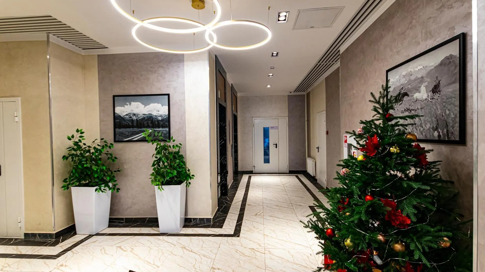 Apartment Grand Turan Comfort, Khanshatyr, Центр Города Nur-Sultan  Kazakhstan